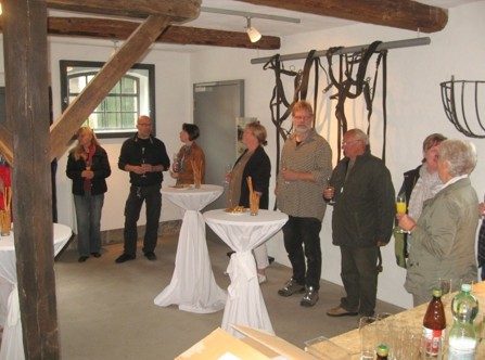 Führung der Vereinsmitglieder zur Eröffnung im Juli 2011